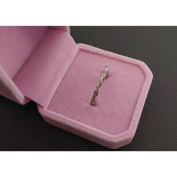 NEW~.15 Carat Genuine Diamond Infinity Wave Stackable Band/Bridal Ring Sz 8 - Picture 2 of 4